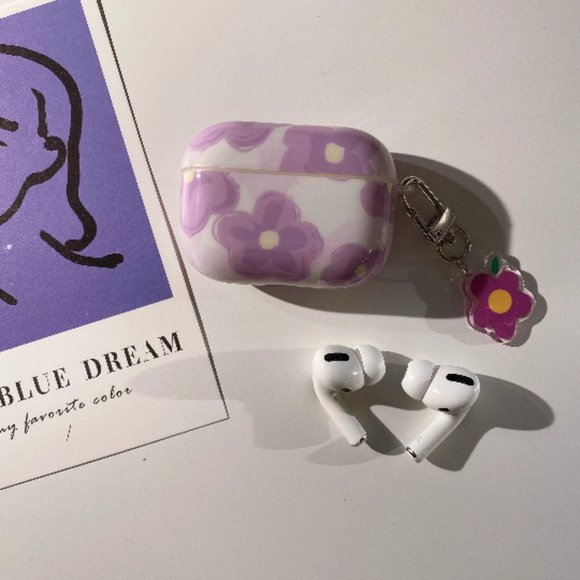 AIRPODS PRO CASE Purple Flower Case + Cute Keychain - Picture 1 of 4